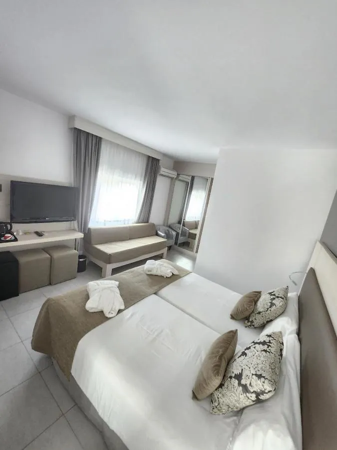Hotel Diamante Peguera